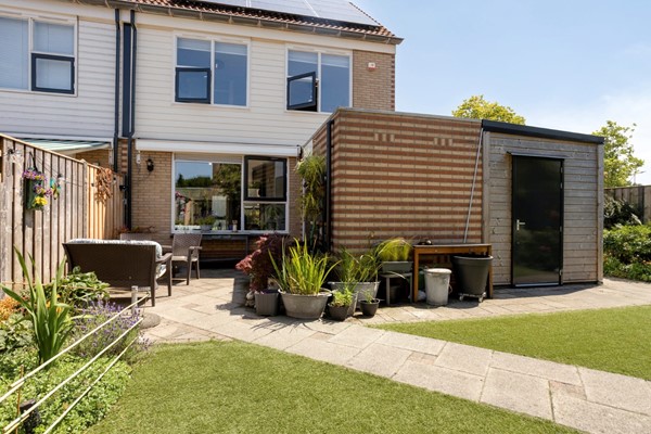 Medium property photo - Adriaan van der Kloosterstraat 111, 3151 CT Hoek van Holland